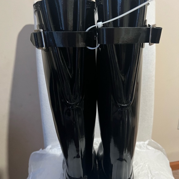 Hunter Rain Boots - New - Size 9 - Picture 5 of 7